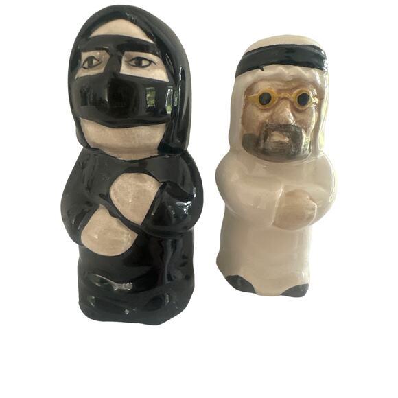Euro Collection Dubai salt and pepper shaker in perfection condition - Picture 4 of 6